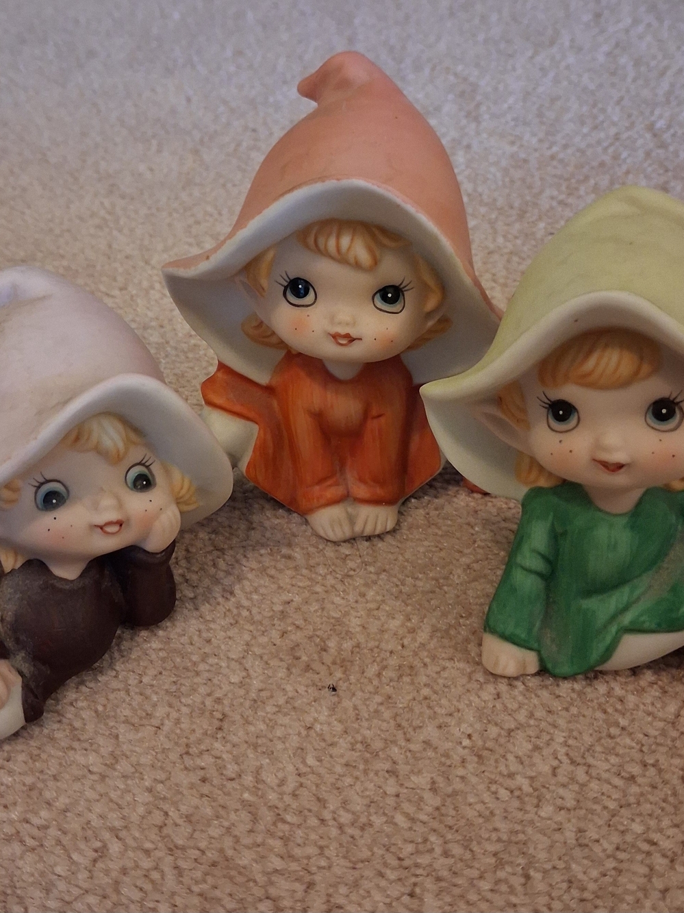Homco Ceramic Gnome Trio in White, Peach, Green